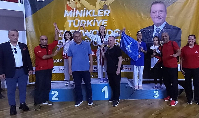 Karamanlı Tekvandocu Sivas'tan Bronz Madalya ile Döndü