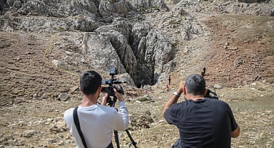 Mağarada rahatsızlanan ABD'li dağcının tahliye çalışmaları devam ediyor