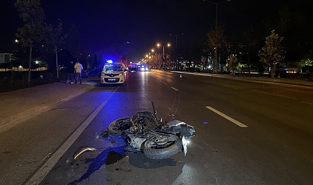 Motosikletin beton mikserine çarpması sonucu 1 kişi öldü, 1 kişi yaralandı
