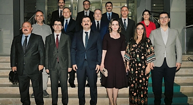 Şenlik ve Eroğlu İçin Veda Yemeği Verildi