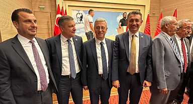 Ünver'den CHP Genel Başkanlığı için adaylığını açıklayan Özel'e destek: "O Hep Bizim Yanımızdaydı. Şimdi Sıra Bizde"