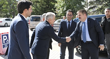 Vali Sarıibrahim'den İl Millî Eğitim Müdürlüğü'ne Ziyaret