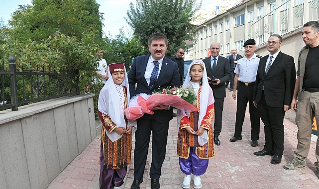 Vali Sarıibrahim Ermenek'te