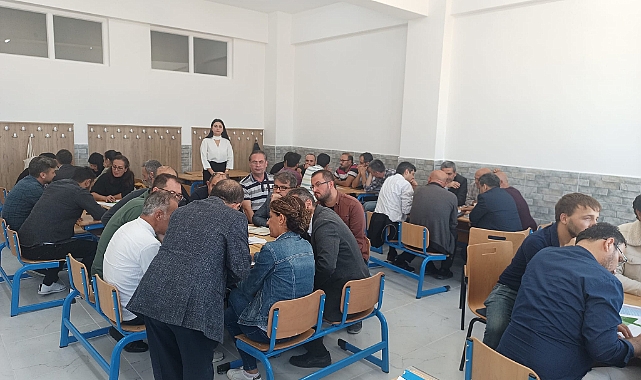 420 Yönetici ve Öğretmene Stratejik Plan Hazırlama Semineri Verildi