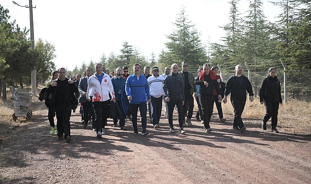 Amatör Spor Haftası Etkinlikleri yapılan yürüyüş ile başladı