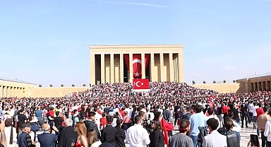Anıtkabir'e Cumhuriyet'in 100. yılında rekor ziyaret