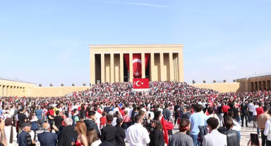 Anıtkabir'e Cumhuriyet'in 100. yılında rekor ziyaret