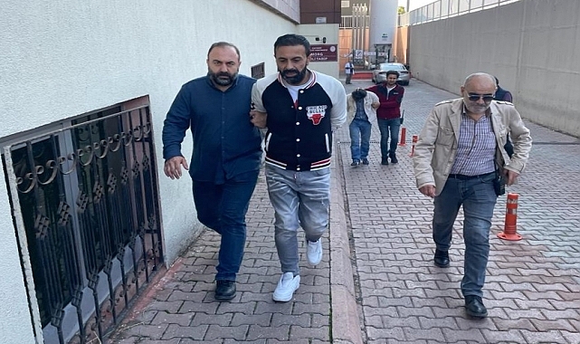 Bir kişi bıçakla yaralandı