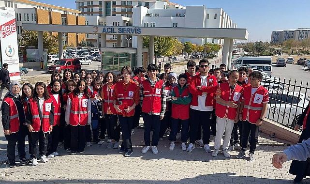 Dünya yürüyüş gününde sağlıklı hayata dikkat çektiler