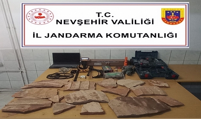 Kaçak kazı yapan 7 şüpheli suçüstü yakalandı