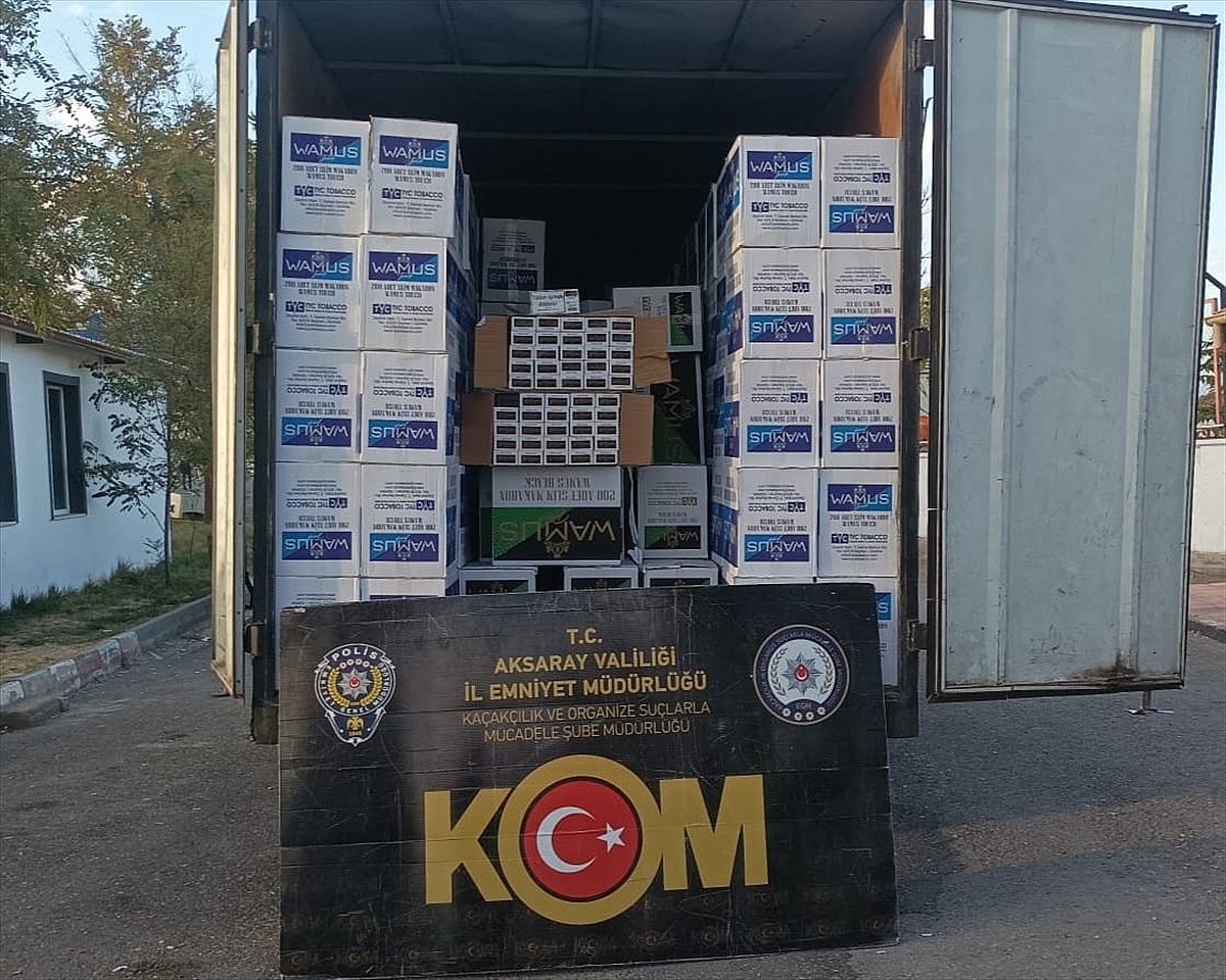 Kamyonda 3 milyon 630 bin makaron ele geçirildi