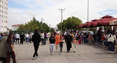 Karaman’da üniversite öğrencilerine sıcak karşılama