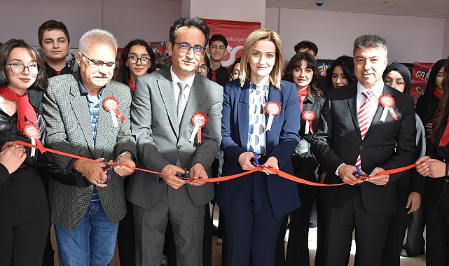 Karaman Güzel Sanatlar Lisesinden 100. Yıl Konseri ve Resim Sergisi