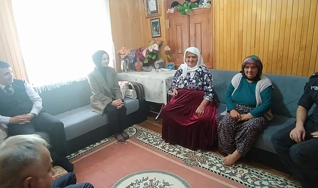 Kaymakam Kütük, şehit ailelerinin evine konuk oldu