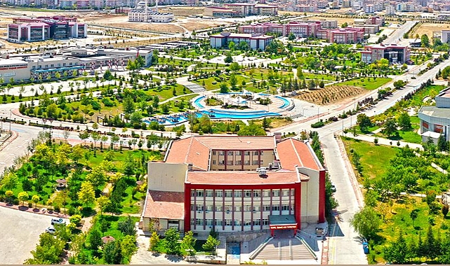 KMÜ'de Cumhuriyetin 100. Yılında Türkiye Paneli düzenlenecek