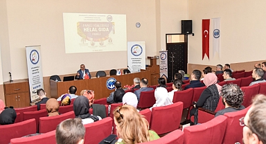 KMÜ'de 'Farklı Yönleriyle Helal Gıda' Konulu Panel Düzenlendi