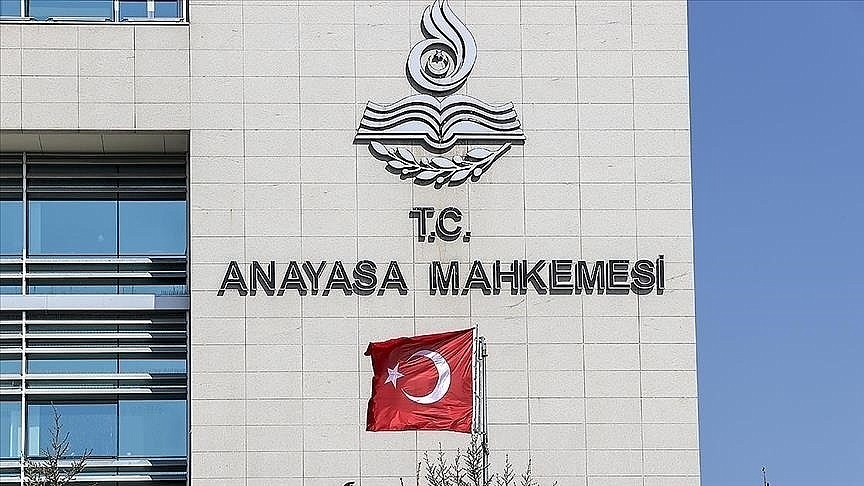 Konusu 581 bin liranın altındaki davalarda temyize gidilememesine ilişkin hüküm iptal edildi