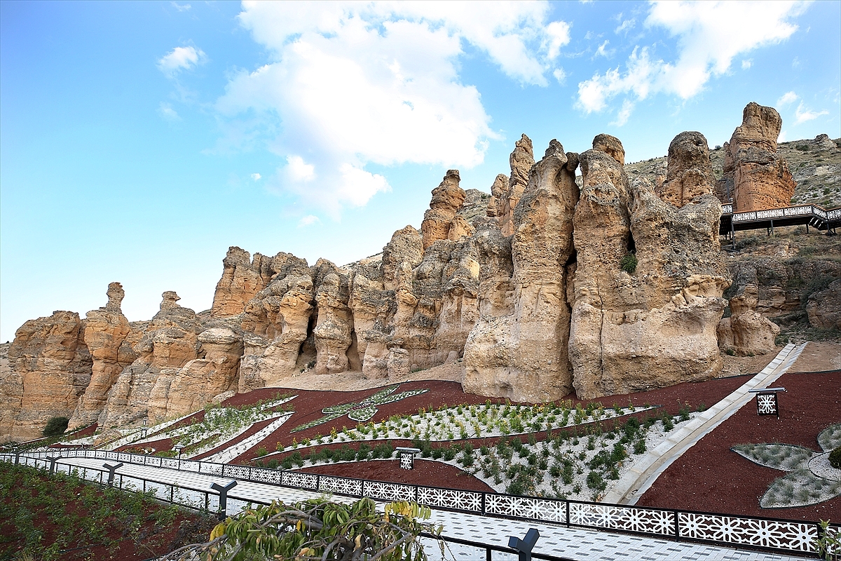 "Konya'nın peribacaları" Kızlar Kayası, ziyaretçilerin yeni rotası olacak