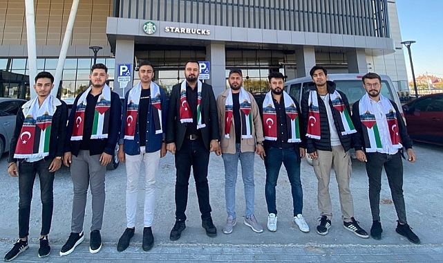 Starbucks'ta yer kapatma eylemi yapıldı!