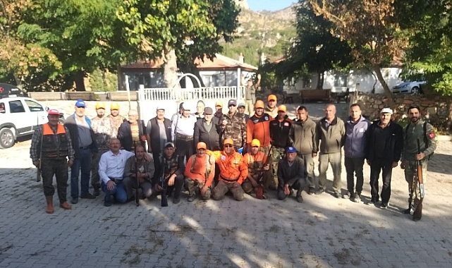 Narlıdere Köyünde Sürek Avı