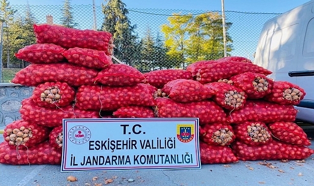 Tarladan soğan hırsızlığının 3 şüphelisi yakalandı