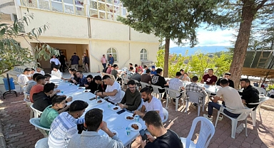 Üniversiteli Gençlerle Bulgurca Buluşması