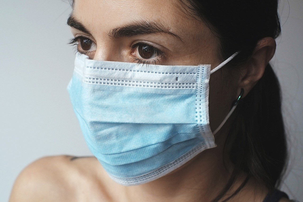Uzmanından eris varyantı için maske uyarısı