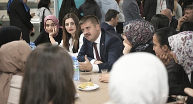 Vali Sarıibrahim'den üniversiteli gençlere Hoş Geldin Ziyareti