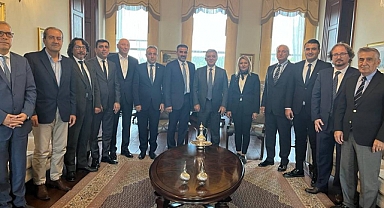 Yeni Bir Ekip, Yeni Ufuklar