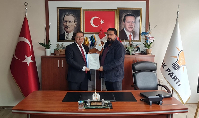 AK Parti'de İlk Başkan Adayı Müracaat Yaptı