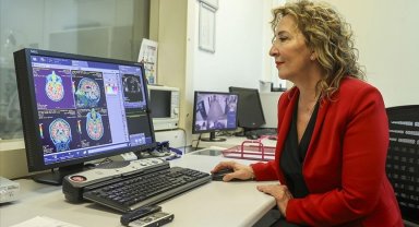 Alzheimer'ı belirti göstermediği dönemde tespit edebilen yöntem Türkiye'de