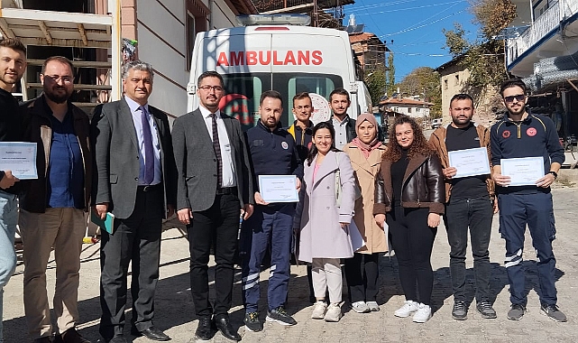 Başkan Özçelik, Sağlık Hizmetleri İstasyonlarını ziyaret etti