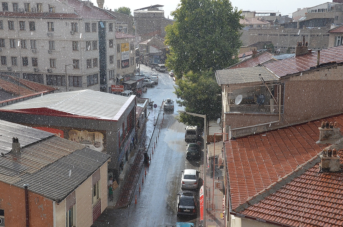 Ekim ayında en fazla yağışı Rize, en az yağışı İzmir aldı