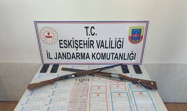Eskişehir'deki tefecilik ve suç örgütü operasyonunda 3 şüpheli yakalandı