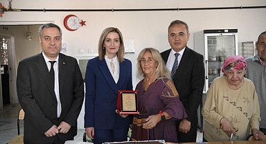 Hanımefendi Sarıibrahim, Çolakoğlu’nun resim etkinliğine katıldı