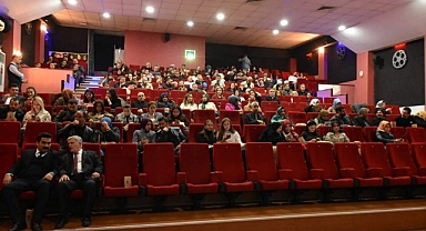 Karaman'daki Öğretmenler,