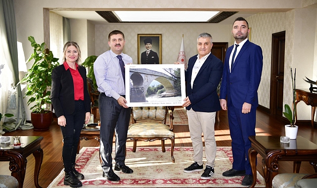 KARDOF'dan Vali Sarıibrahim'e ziyaret 