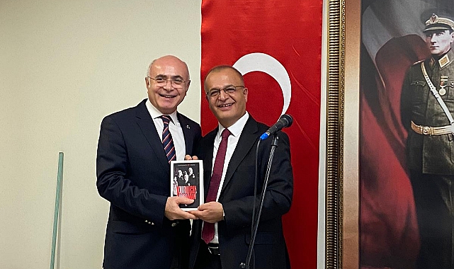 KAREV'de Cumhuriyetimizin 100. Yıl konferansı