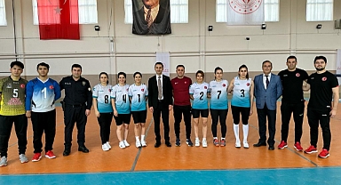 Kaymakam Kaya'dan Goalball Kadın Milli Takım Kampına Ziyaret