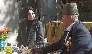 Kaymakam Kütük, gazileri evlerinde ziyaret etti