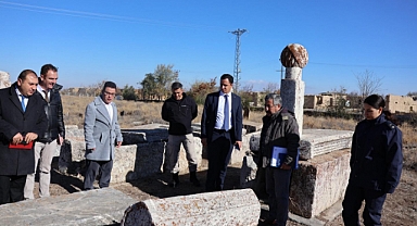 Kaymakam Ünlü Köy Ziyaretlerini Sürdürüyor