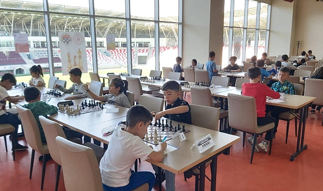 Öğrencilere Tatil Süresince Ücretsiz Santraç Dersi