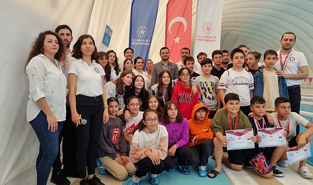 Okul Sporları Yüzme Yarışlarında Heyecan Sona Erdi