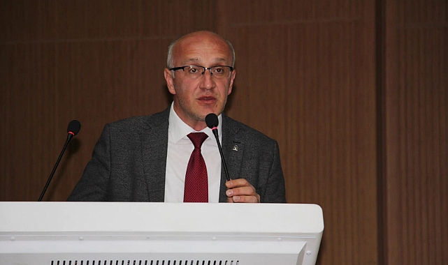 Öztürk’ten Belediye İşçilerine Müjde