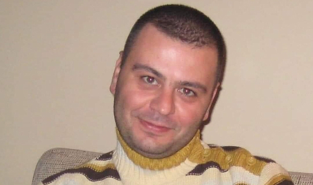 Polis memuru kalbine yenildi