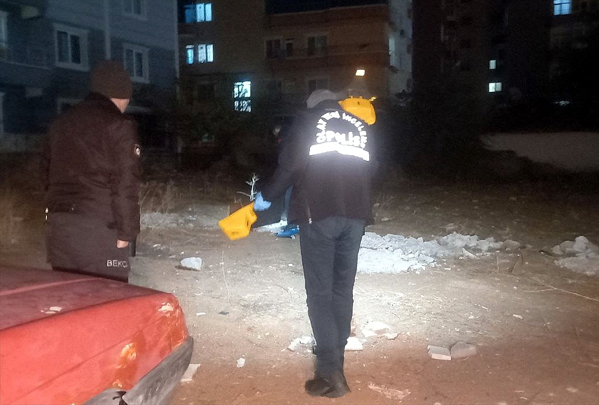 Silahlı kavgada 1 kişi  yaralandı