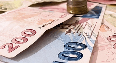 Yaşlı ve engelli aylıkları hesaplara yatırıldı