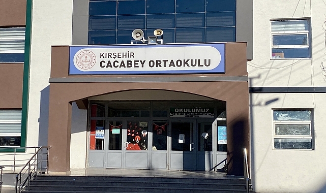 16 öğrenci gıda zehirlenmesi şüphesiyle hastaneye kaldırıldı