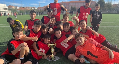 Başakspor namağlup şampiyon oldu