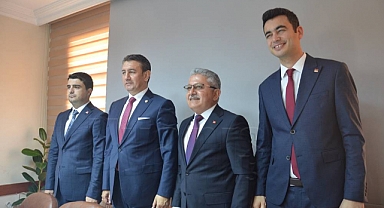 CHP Karaman Belediye Başkan Adayını Tanıttı